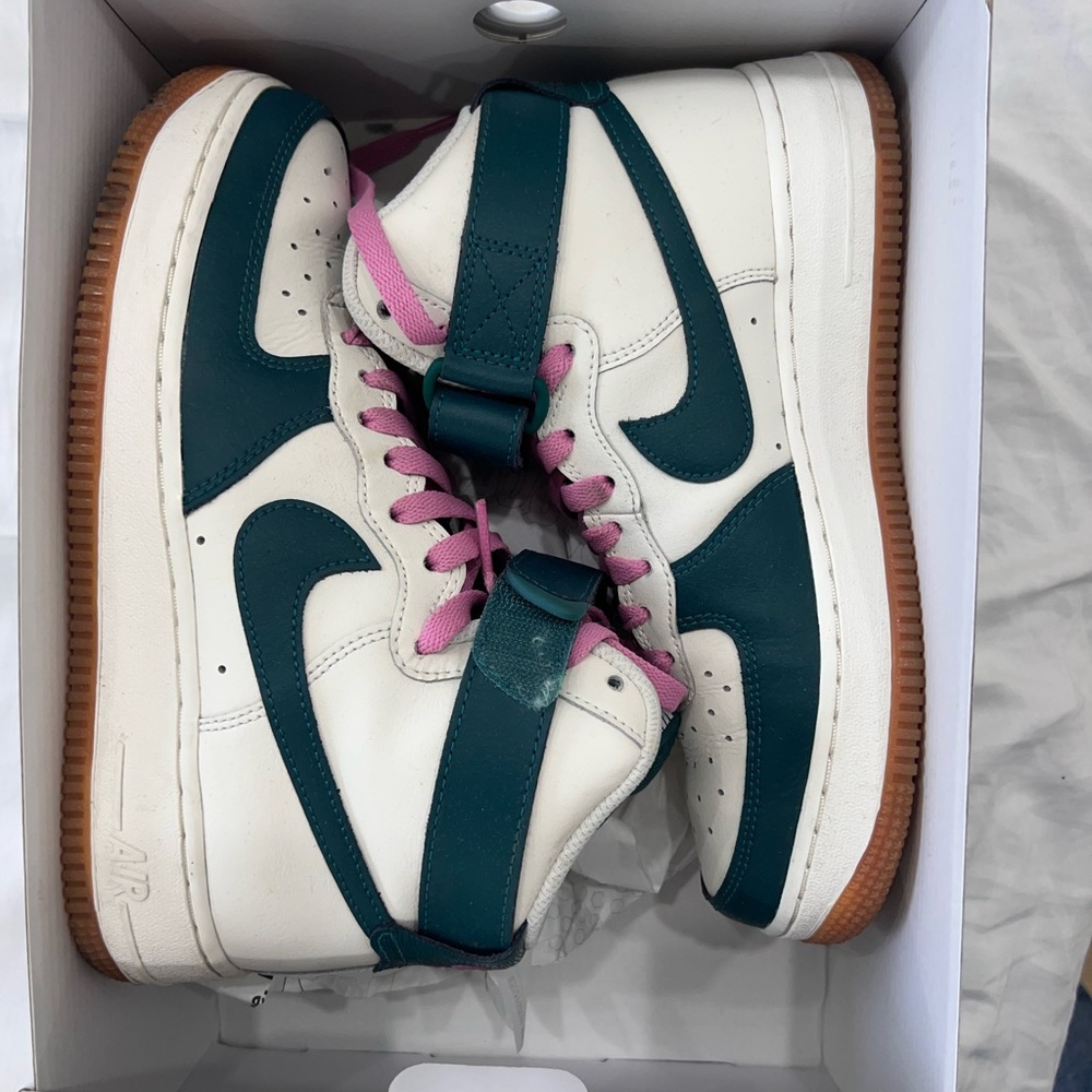 Nike Women's High Top Sneakers in White, Teal & Pink